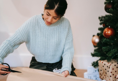 Choosing the Perfect Tree Skirt for Your Holiday Decor